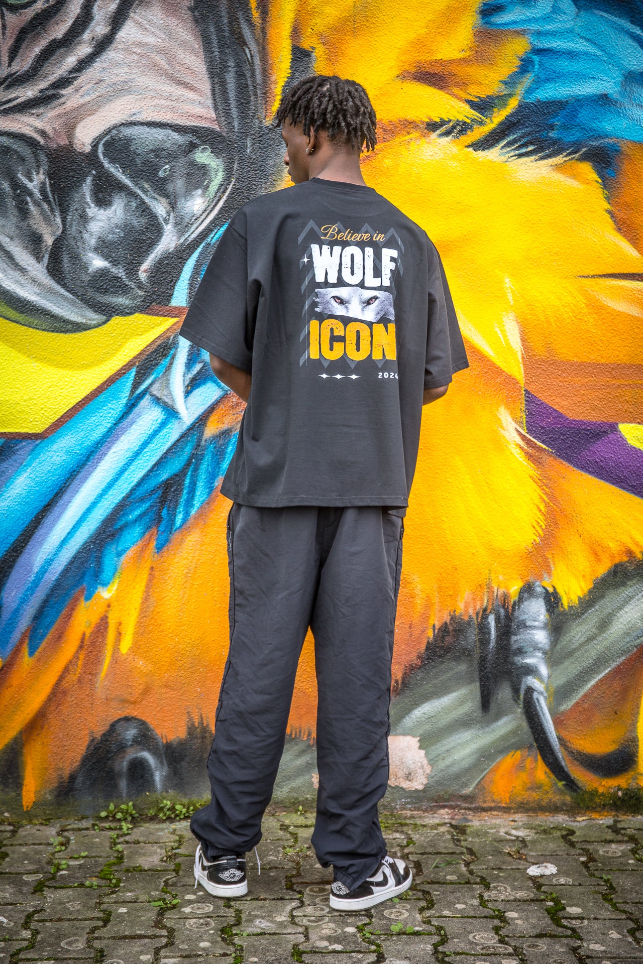 BELIEVE IN WOLF ICON TEE (PRE ORDER)